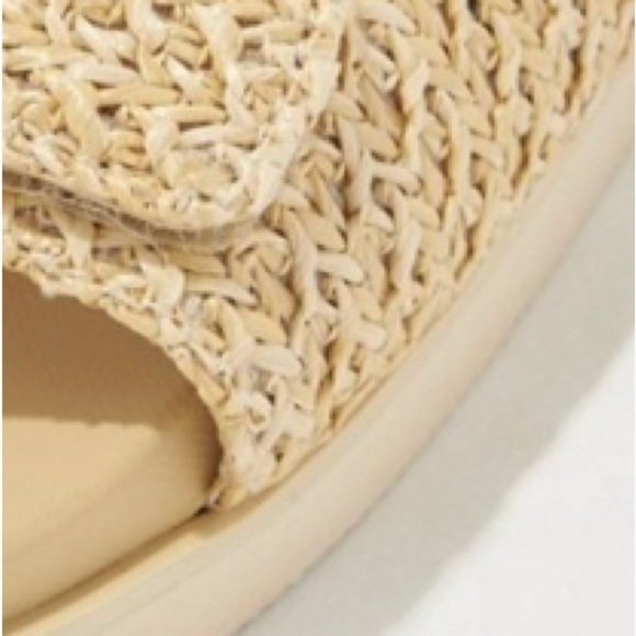 NWT - AE Women’s Raffia Slingback Sandal (Natural Cream / Multiple Sizes) - Picture 6 of 8